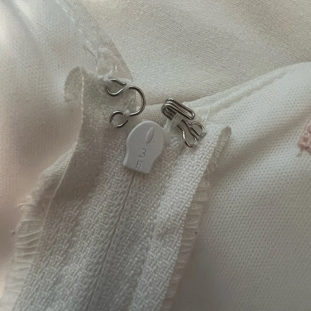 Women’s White Dress - Picture 2 of 7